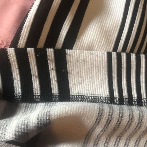 Bleuh Ciel size small sleeveless top.  Exposed zipper. Black and white stripes - Picture 10 of 12